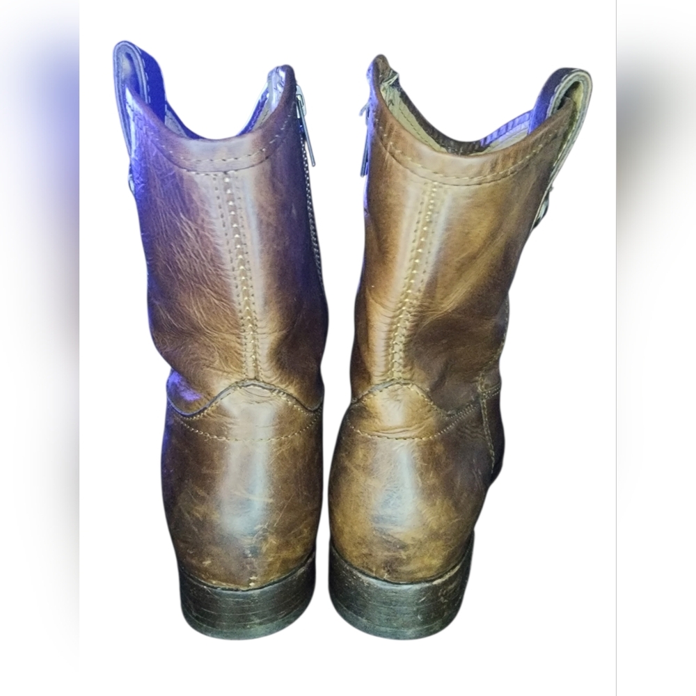 Frye Melissa Button Short Boot, Womens 5.5 - Picture 6 of 10